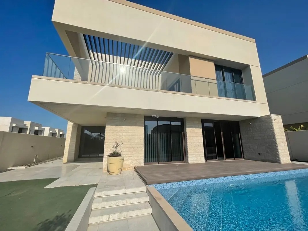Saadiyat Island - REMAX Vesta