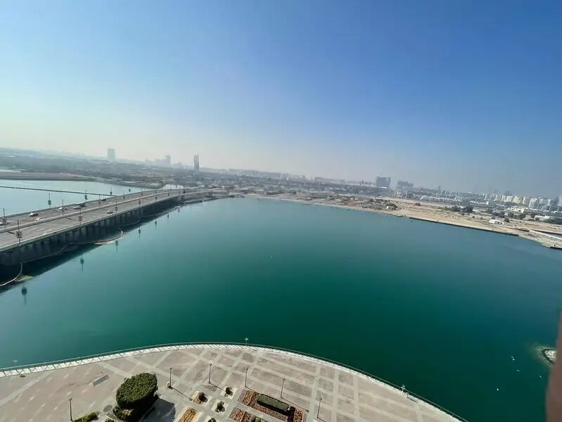3 BR Apartment for Rent in RAK Tower Al Reem Island Abu Dhabi - RE/MAX Vesta