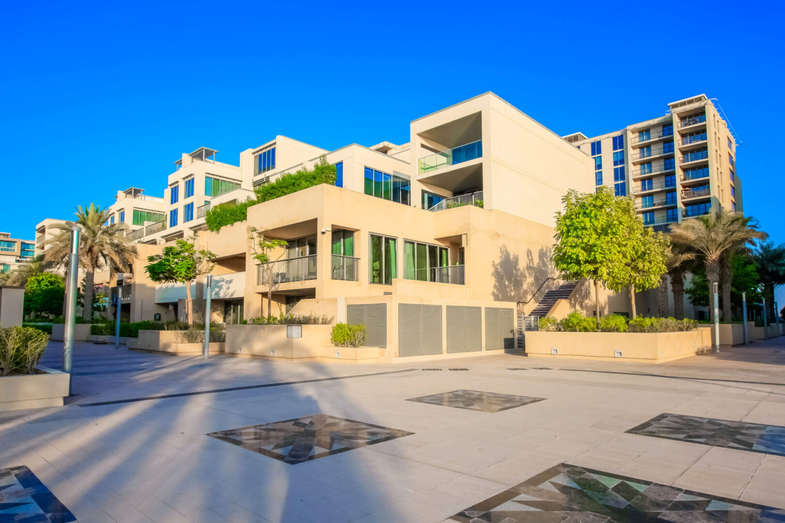 1-Bedroom Apartment for Rent in Al Zeina, Al Raha Beach – 670 sqft - RE/MAX Vesta