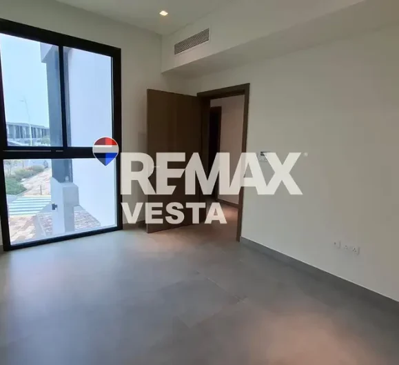 2BR Townhouse in Yas Acres Yas Island Abu Dhabi - RE/MAX Vesta