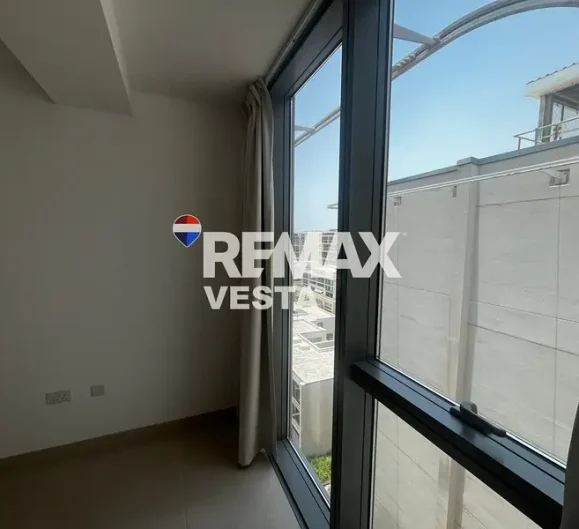 1BR Apartment for Sale in Al Zeina, Al Raha Beach - RE/MAX Vesta