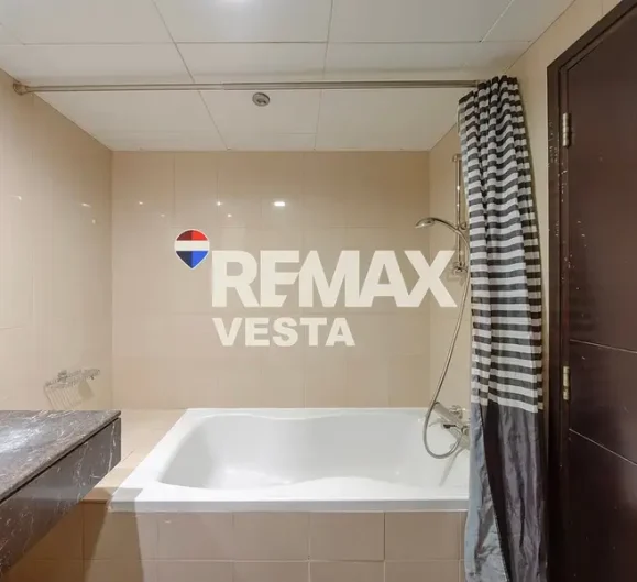 1 BR Apartment for Rent in Sun Tower Al Reem Island Abu Dhabi - RE/MAX Vesta