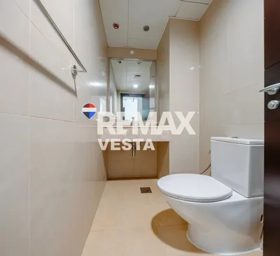 1 BR Apartment for Rent in Sun Tower Al Reem Island Abu Dhabi - RE/MAX Vesta