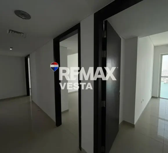 3 BR Apartment for Rent in RAK Tower Al Reem Island Abu Dhabi - RE/MAX Vesta