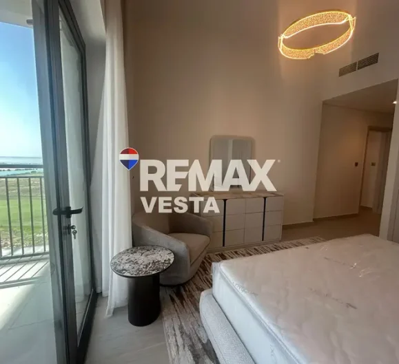 yas-golf-collection-2br4